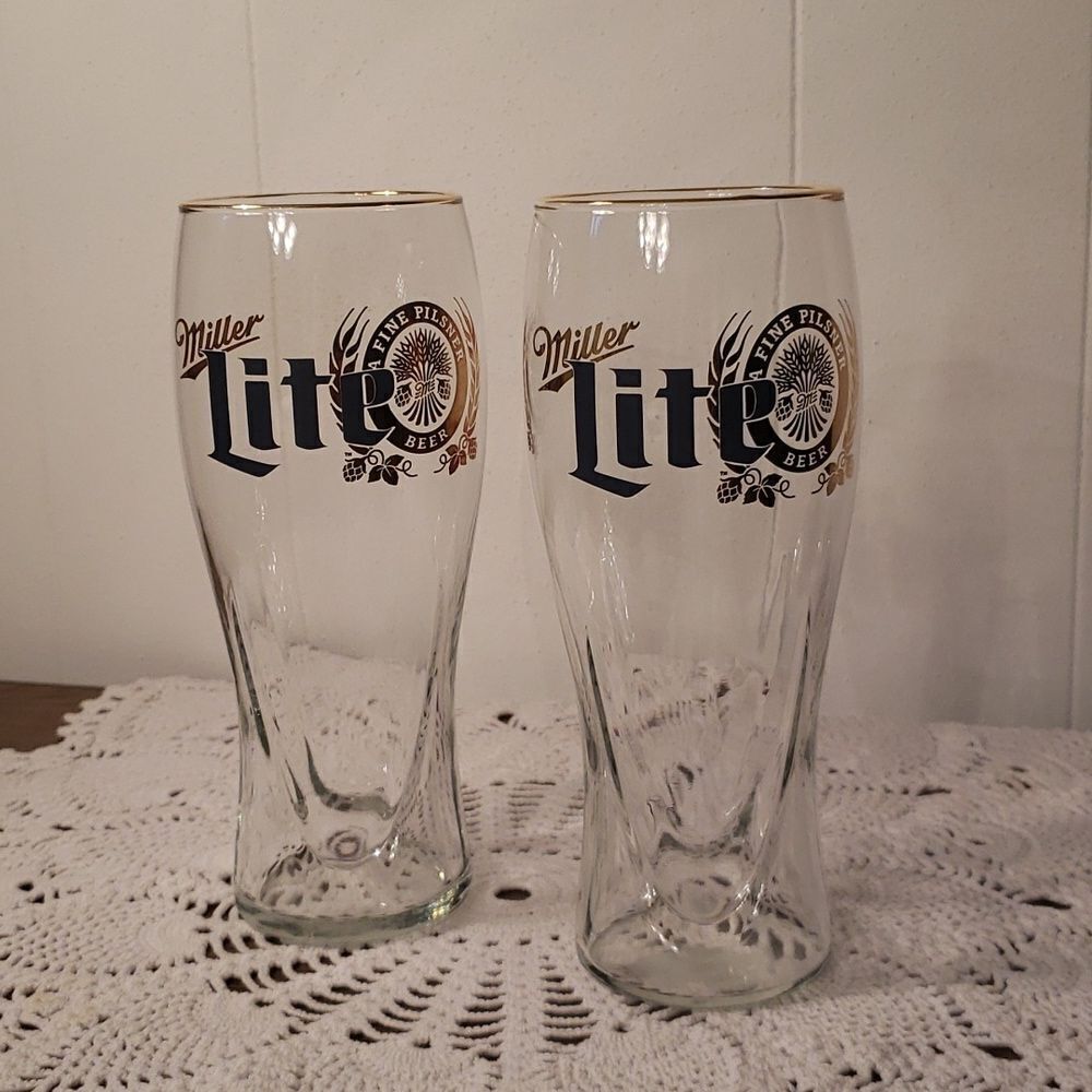 NWOT Set of Two 18 oz Miller Lite Beer Glasses